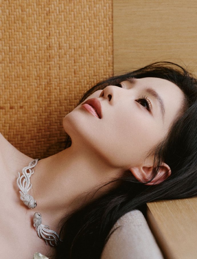《新的女儿》