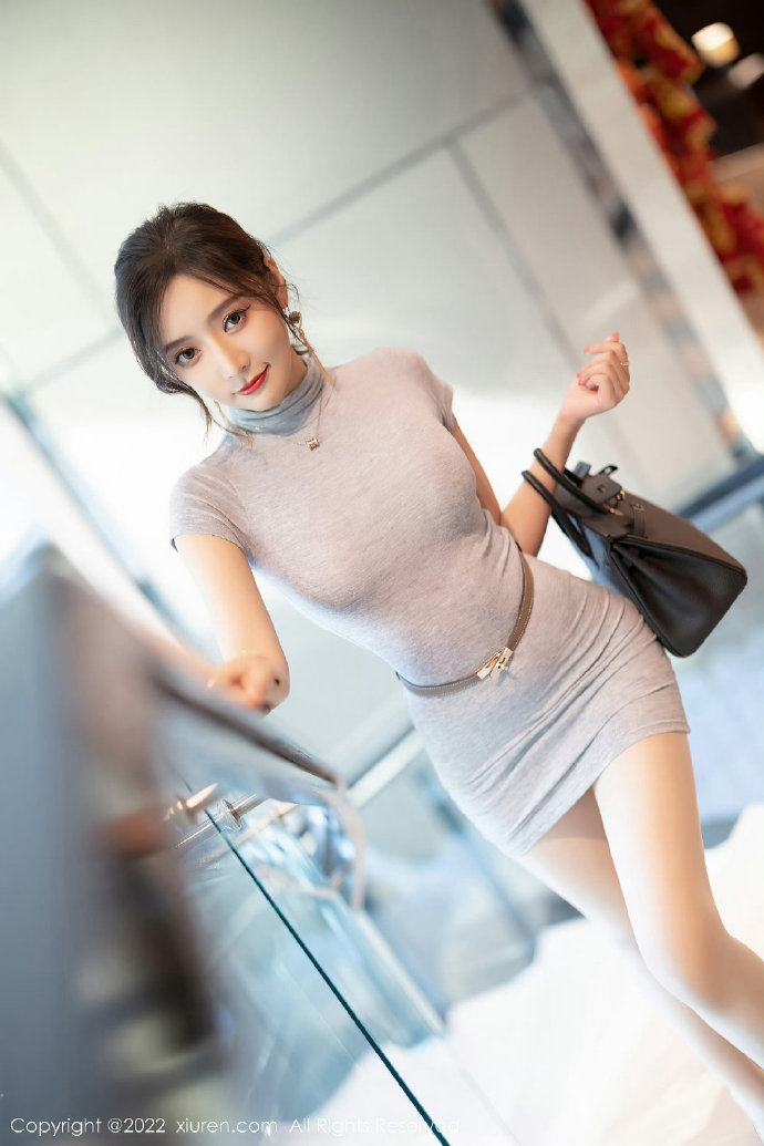 美国农场主三个女儿的英文