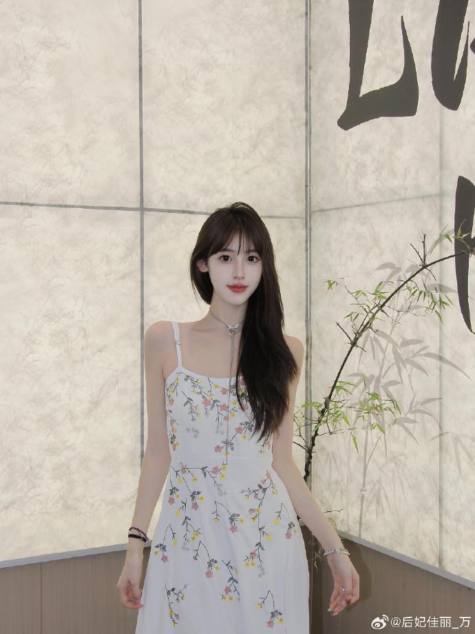 《爸爸的女儿们》主要讲了什么
